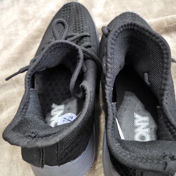 Pony Women's Slip‎ on Shoes - Picture 6 of 8